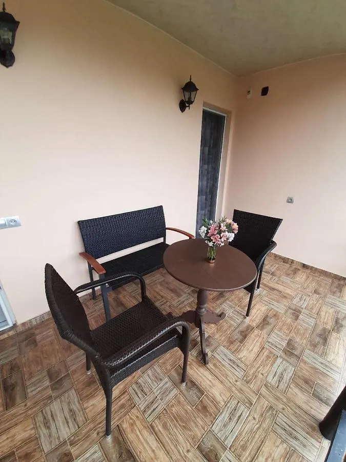 Kemeni Garden Hotel Batumi 0*,  Grúzia