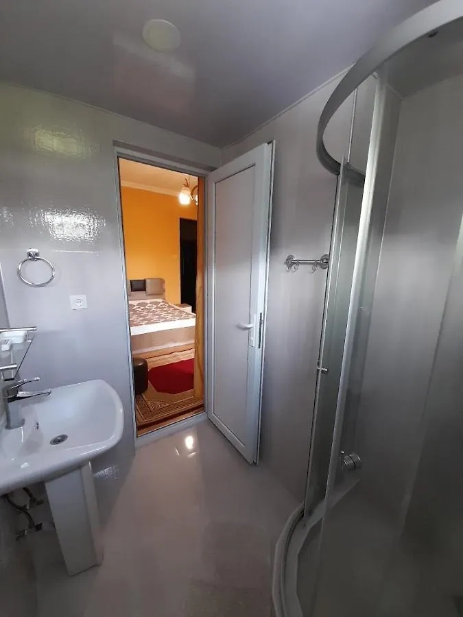 Kemeni Garden Hotel Batumi Vendégház