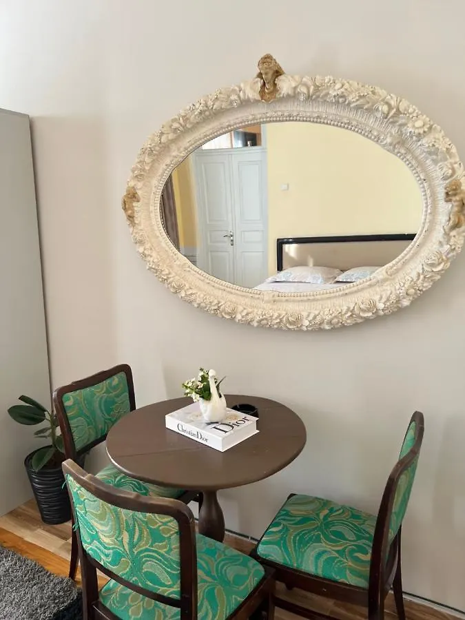Kemeni Garden Hotel Batumi 0*,